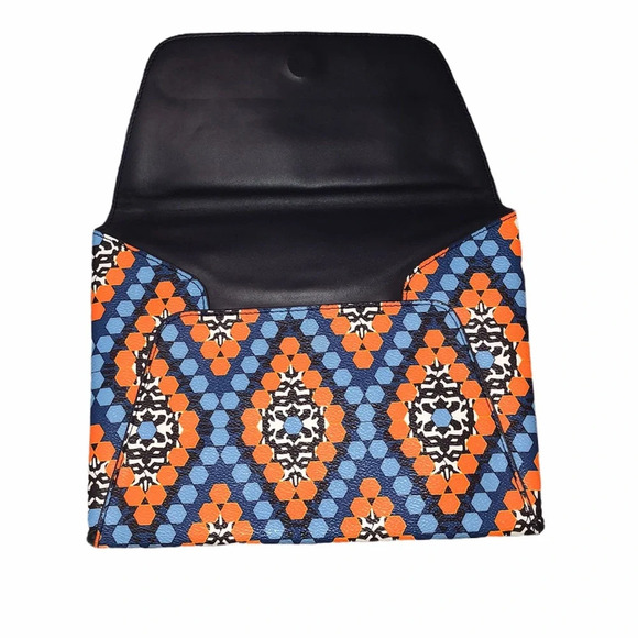 Vera Bradley Geometric Orange Clutch - Picture 3 of 5